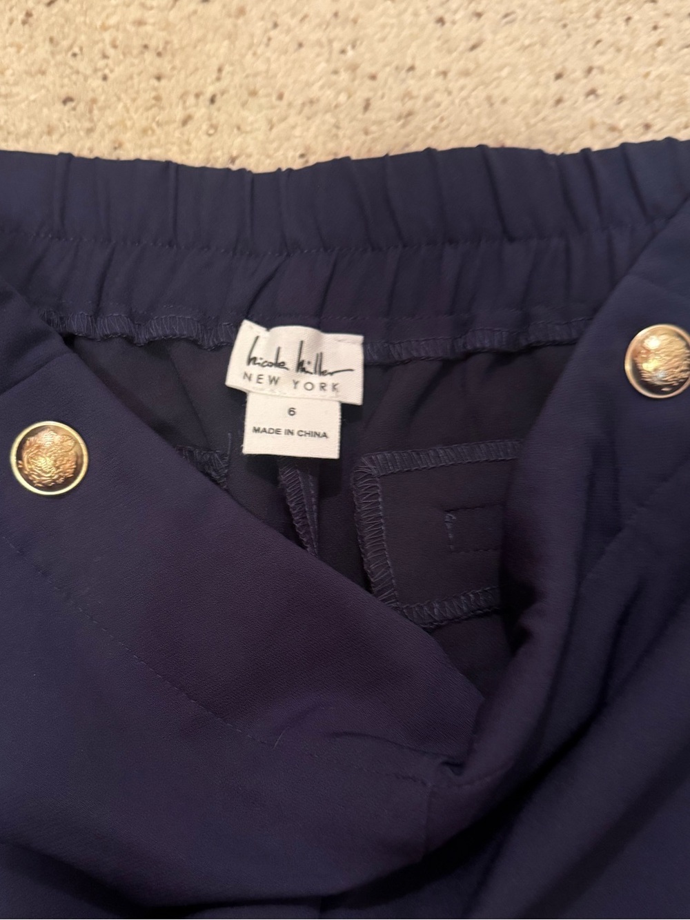 Nicole Miller Navy High-Waist Shorts with Gold Buttons size 6 - Picture 2 of 4